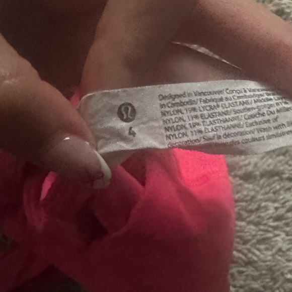 Lululemon Athletica Vibrant Pink Sports Set - Picture 4 of 4